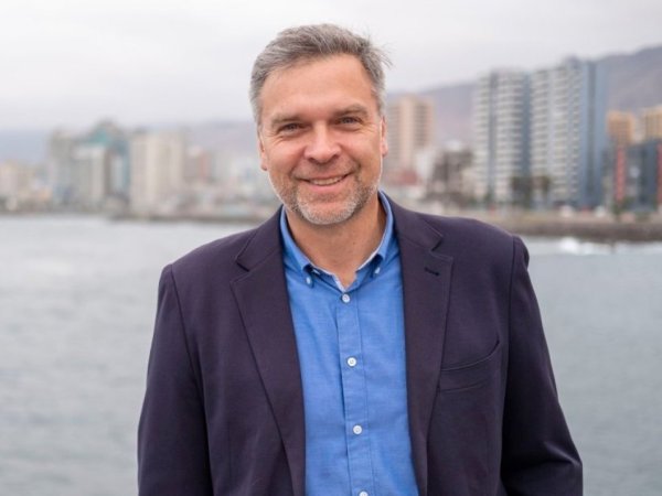 Sacha Razmilic será el único candidato de la derecha como alcalde para Antofagasta